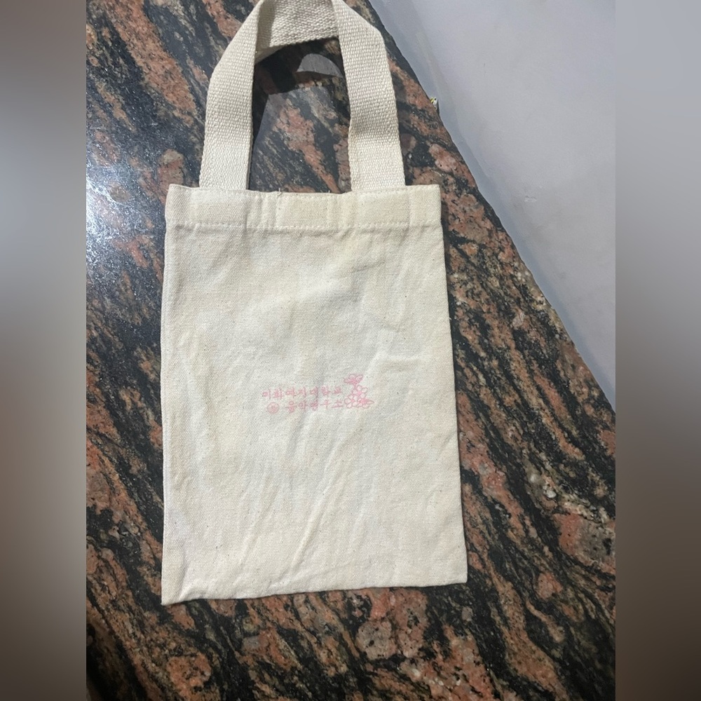 Freebies !! Choose yours along with your order above ₹500 - Picture 3 of 7
